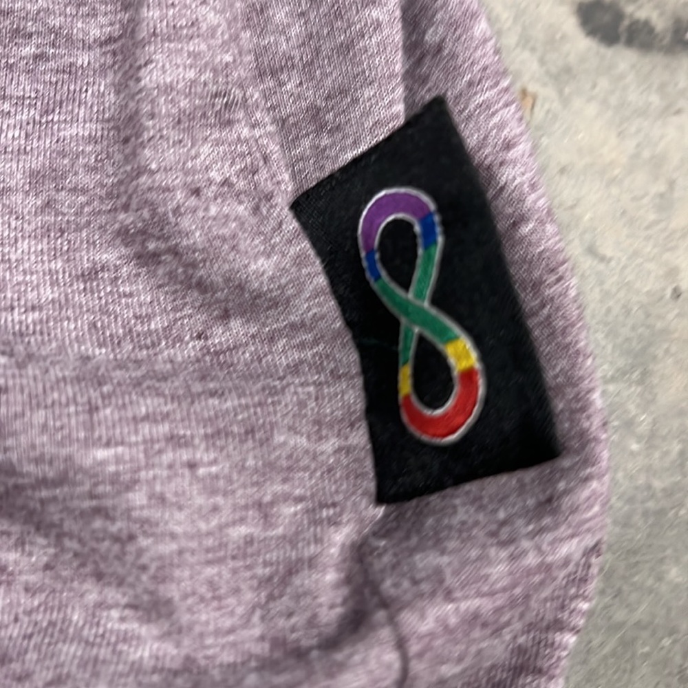 Infinity Hoods button up Vest - Picture 3 of 4